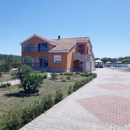Villa Vila Leonardo Galovac (Zadar)